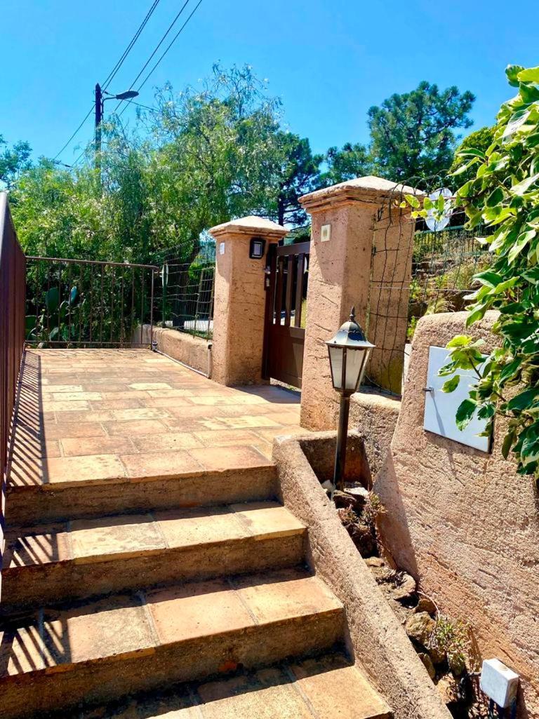 Villa Les Alizes Le Le Rayol-Canadel-sur-Mer Luaran gambar